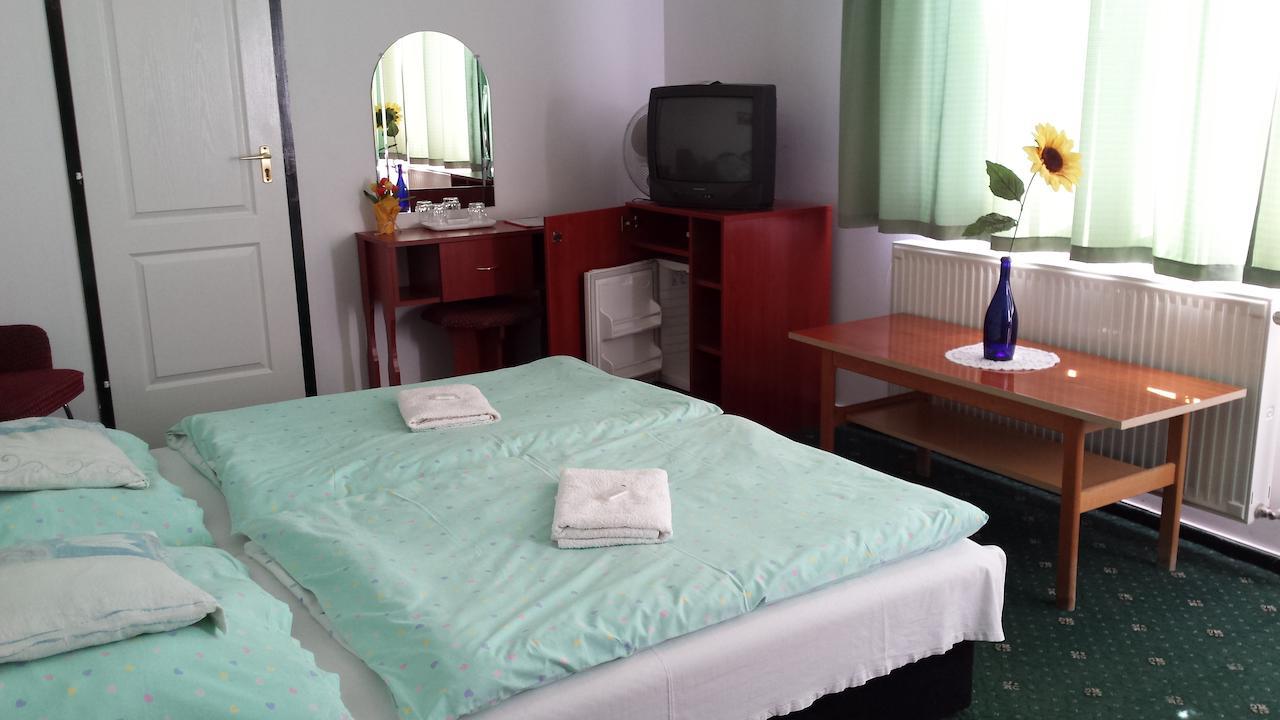 Belko Panzio Bed & Breakfast Belapatfalva Bilik gambar